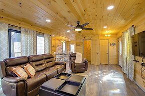 Game Room, Hot Tub, Pool & Views: Gatlinburg Cabin