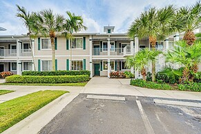 Naples Resort Condo on 2 Championship Golf Courses
