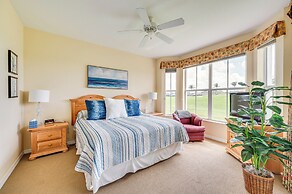 Naples Resort Condo on 2 Championship Golf Courses