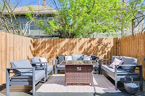 Historic Buffalo Row House Near Delaware Park