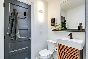 Historic Buffalo Row House Near Delaware Park