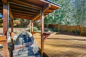 Renton Home w/ Fire Pit: Steps to Lake Access!