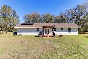 Gas Grill & Fire Pit: Peaceful Dunnellon Home!