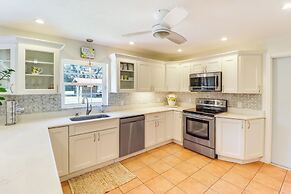 Gas Grill & Fire Pit: Peaceful Dunnellon Home!