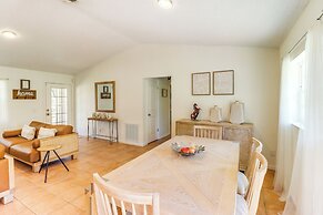 Gas Grill & Fire Pit: Peaceful Dunnellon Home!