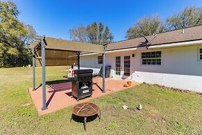 Gas Grill & Fire Pit: Peaceful Dunnellon Home!