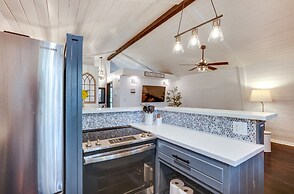 Willis Vacation Rental ~ 2 Mi to Lake Conroe!