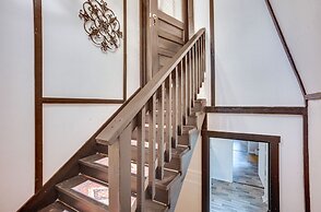 Willis Vacation Rental ~ 2 Mi to Lake Conroe!