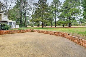 Richmond Vacation Rental ~ 10 Mi to Downtown!