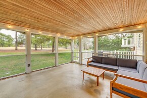 Richmond Vacation Rental ~ 10 Mi to Downtown!