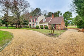 Richmond Vacation Rental ~ 10 Mi to Downtown!