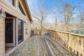 1 Mi to Beech Mtn Ski Resort: Cabin w/ Fire Pit