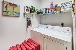 1 Mi to Beech Mtn Ski Resort: Cabin w/ Fire Pit