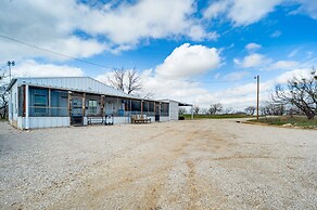 Rustic Coleman Retreat on 300 Acres w/ Hot Tub!