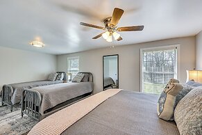 New Blaine Getaway - Walk to Lake Dardanelle!