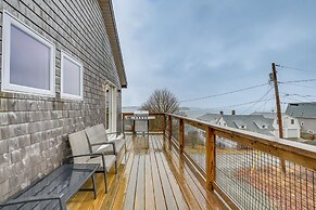 Newly Renovated Maine Retreat: Deck w/ Ocean View!