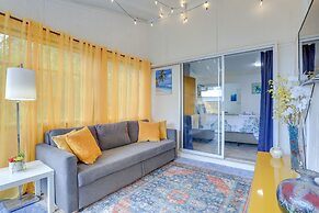 Englewood Home w/ Shared Pool & Screened Lanai!