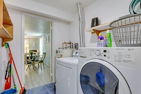 Englewood Home w/ Shared Pool & Screened Lanai!