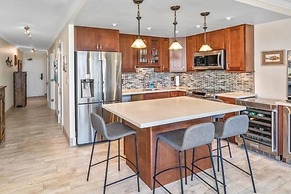 Kihei Surfside, #512 1 Bedroom Condo by RedAwning