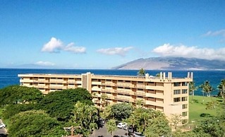 Kihei Surfside, #304 1 Bedroom Condo by RedAwning