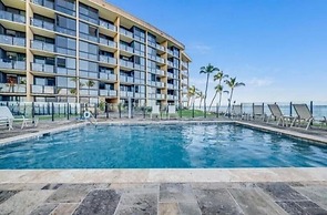 Kihei Surfside, #304 1 Bedroom Condo by RedAwning