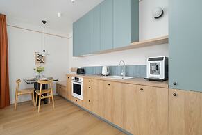 Unique two Bedroom Apartment by Renters