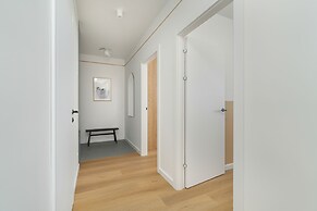 Unique two Bedroom Apartment by Renters