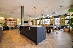 Birmingham Centre by Charles Hope