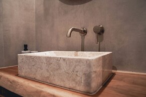 SLEEP INN ANTWERP - Japandi Lofts