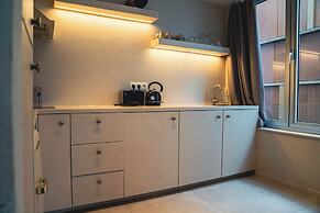 SLEEP INN ANTWERP - Japandi Lofts