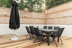 Skiathou 12 Glyfada Residences