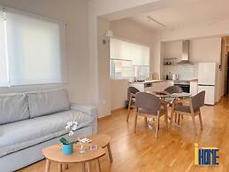 Skiathou 12 Glyfada Residences