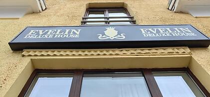 Evelin Deluxe House