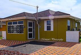 Harbour Oasis Retreat - Charming 2 Bedroom House