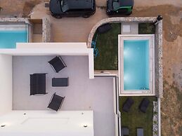 Destino Luxury Villas Gournes