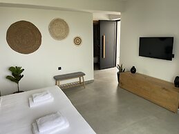 Destino Luxury Villas Gournes