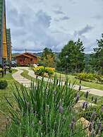 Chalés entre Nuvens