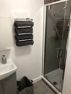 3-bed Apartment Roof Terrace Near Cardiff Centre