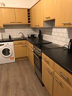 3-bed Apartment Roof Terrace Near Cardiff Centre
