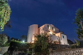 YourHome - Casa Roxana