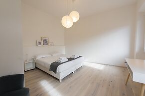 Torrigiani View by Mmega