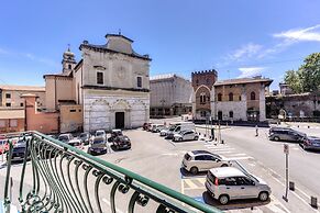 AwesHome Luxury Apartment