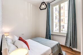 AwesHome Luxury Apartment