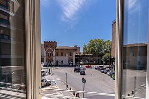 AwesHome Luxury Apartment