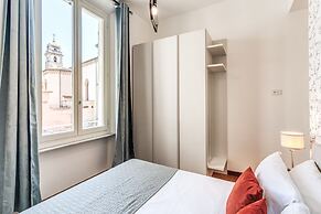 AwesHome Luxury Apartment