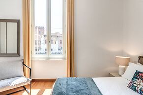 AwesHome Luxury Apartment