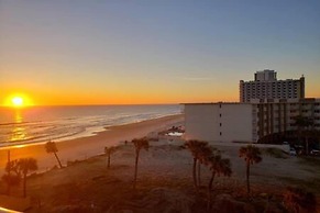 614 3 Beds Luxury Oceanfront Kitchen Ideal 4 Long Stay