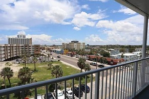 614 3 Beds Luxury Oceanfront Kitchen Ideal 4 Long Stay