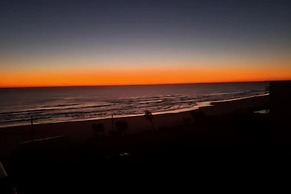 611 3 Beds Luxury Oceanfront Studio