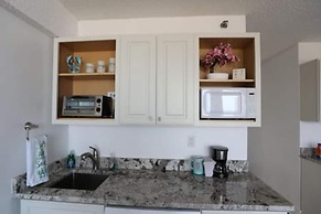 611 3 Beds Luxury Oceanfront Studio